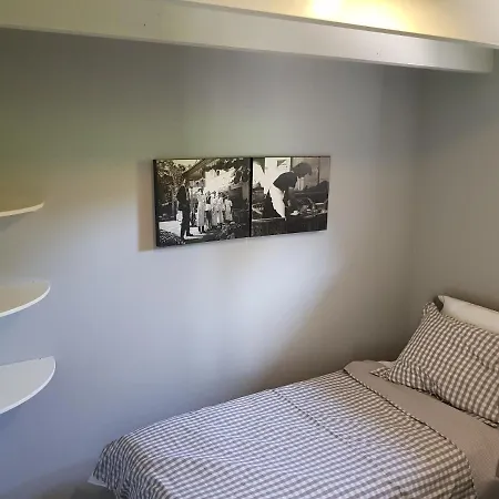 Bed & Breakfast Het Zwanennest Lienden