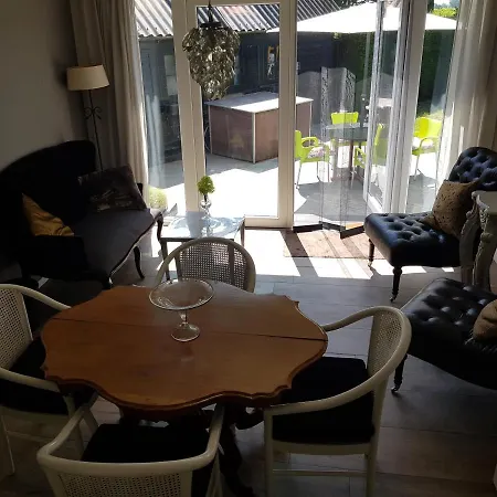 Alojamento de Acomodação e Pequeno-almoço Het Zwanennest