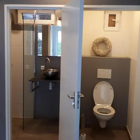 Het Zwanennest Alojamento de Acomodação e Pequeno-almoço 3*