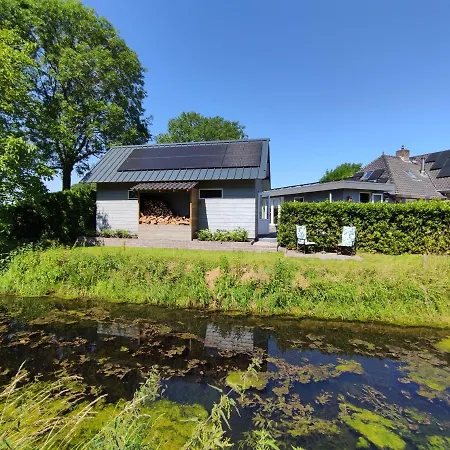 Het Zwanennest Bed & Breakfast Lienden