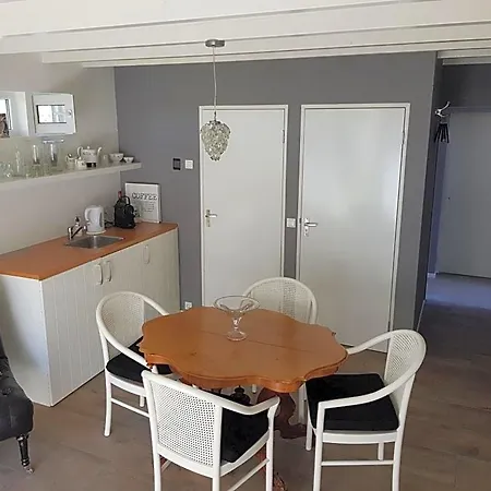 Het Zwanennest Bed & Breakfast 3*