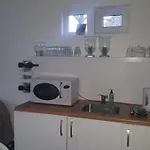 Het Zwanennest Bed and Breakfast Lienden