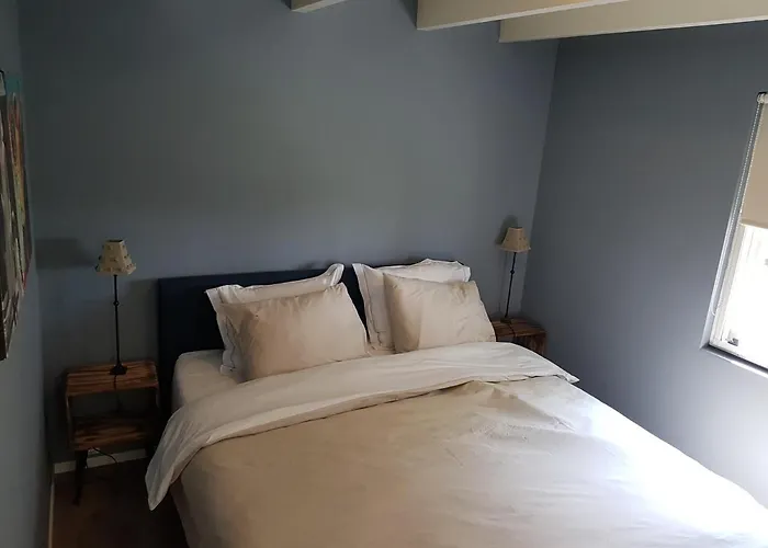 לינה וארוחת בוקר Het Zwanennest Lienden