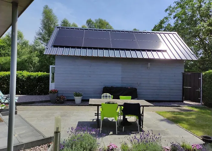 Het Zwanennest לינה וארוחת בוקר